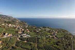 With Pool and Superb sea View - Villa Candelária