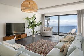 With Pool and Superb sea View - Villa Candelária