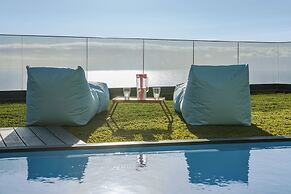 With Pool and Superb sea View - Villa Candelária