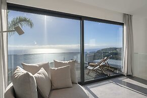 With Pool and Superb sea View - Villa Candelária