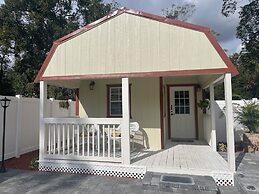 The Tiny Cottage in The Springs