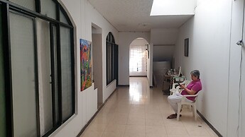 Mom's house colombia