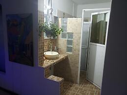 Mom's house colombia