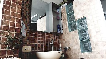 Mom's house colombia