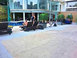 Beststayinphuket Poolview