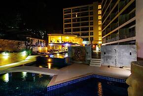 Beststayinphuket Poolview