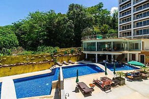 Beststayinphuket Poolview