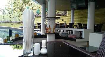 Beststayinphuket Poolview