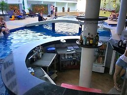 Beststayinphuket Poolview