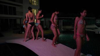 Beststayinphuket Poolview