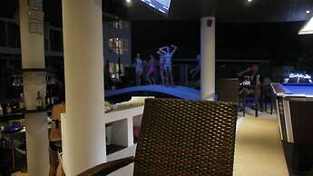 Beststayinphuket Poolview