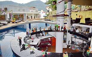 Beststayinphuket Poolview