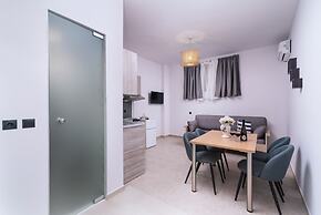 Alcyone Studios and Apartments