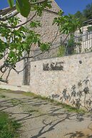 Rustic luxury villa Fulmin