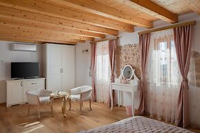 Rustic luxury villa Fulmin