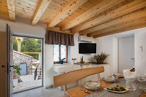 Rustic luxury villa Fulmin