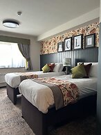 Cat & Lion Country Pub and Hotel