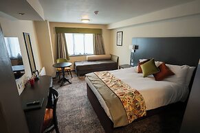 Cat & Lion Country Pub and Hotel