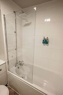 Cat & Lion Country Pub and Hotel