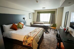 Cat & Lion Country Pub and Hotel