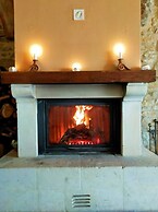 Masseria Fortificata Lo Zafferaneto
