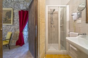 Masseria Fortificata Lo Zafferaneto