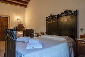 Masseria Fortificata Lo Zafferaneto