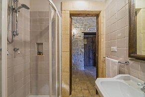 Masseria Fortificata Lo Zafferaneto