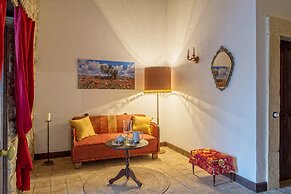 Masseria Fortificata Lo Zafferaneto