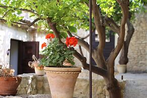 Masseria Fortificata Lo Zafferaneto
