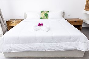 CDM VILLAS