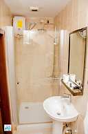 HOTEL EVEREST RDC