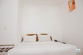 HOTEL EVEREST RDC
