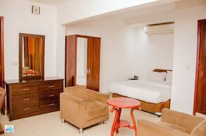 HOTEL EVEREST RDC