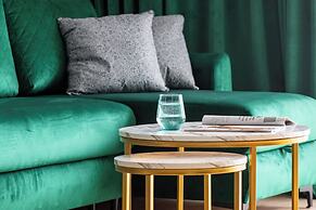 Modern Apartment Karsiborska by Renters
