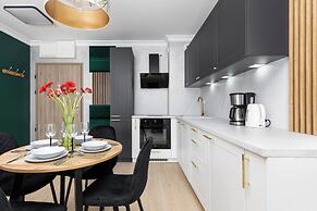 Modern Apartment Karsiborska by Renters