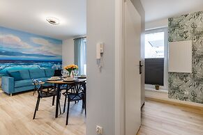 Modern Apartment Karsiborska by Renters