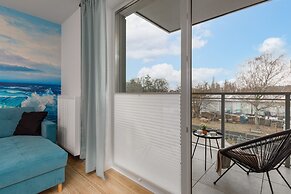 Modern Apartment Karsiborska by Renters