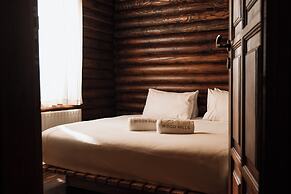 Wood Hills Hotel & Resort