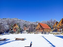 Wood Hills Hotel & Resort