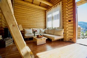 Wood Hills Hotel & Resort