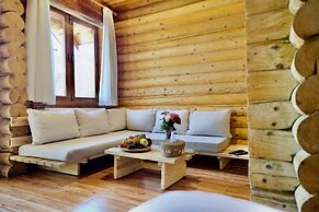 Wood Hills Hotel & Resort