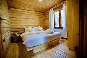 Wood Hills Hotel & Resort