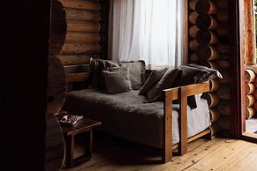 Wood Hills Hotel & Resort