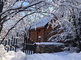 Wood Hills Hotel & Resort