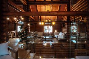 Wood Hills Hotel & Resort