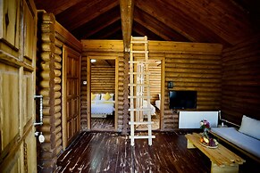 Wood Hills Hotel & Resort