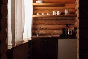 Wood Hills Hotel & Resort
