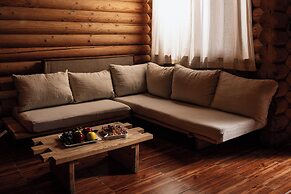 Wood Hills Hotel & Resort