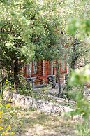 Wood Hills Hotel & Resort